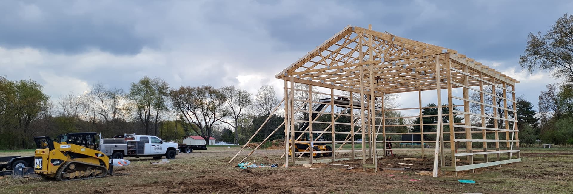 Post frame building construction